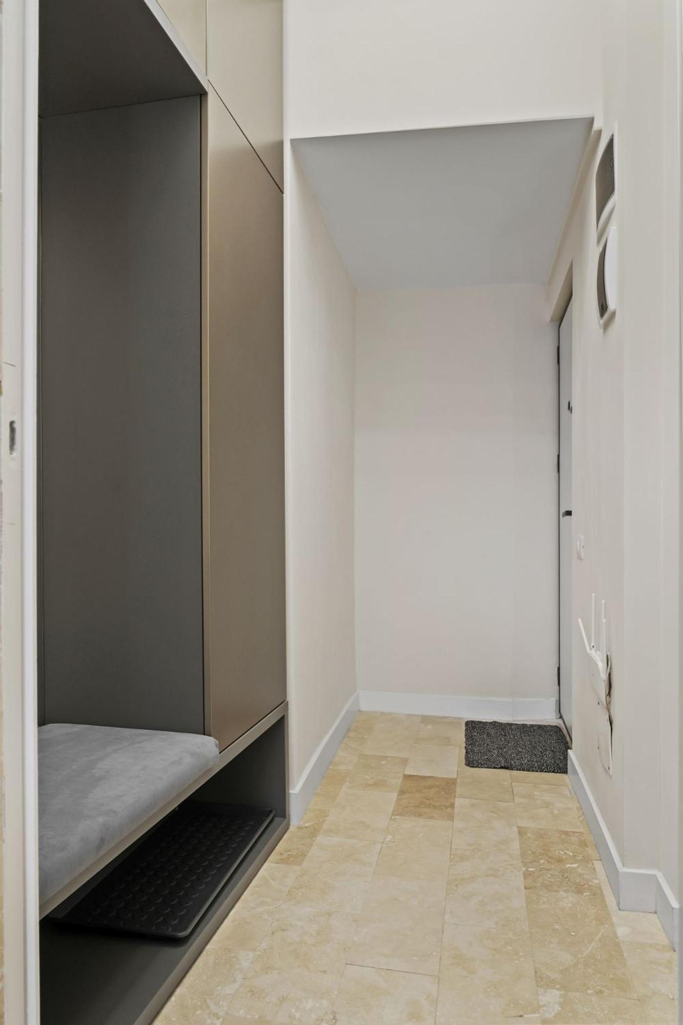 Central Two Rooms Apartment The Paradise Of Lights Bucharest Exterior photo